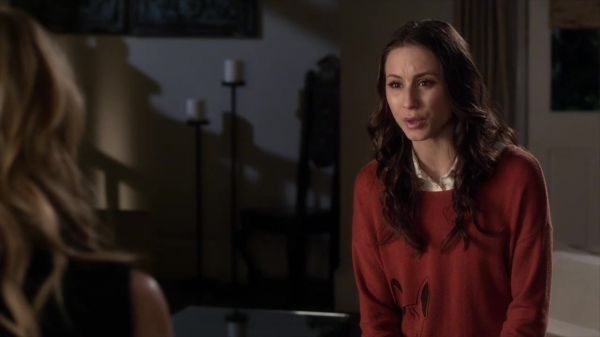 PLL_S04E10_720p_JACK_Up_DownloadSeriesHere_2191.jpg