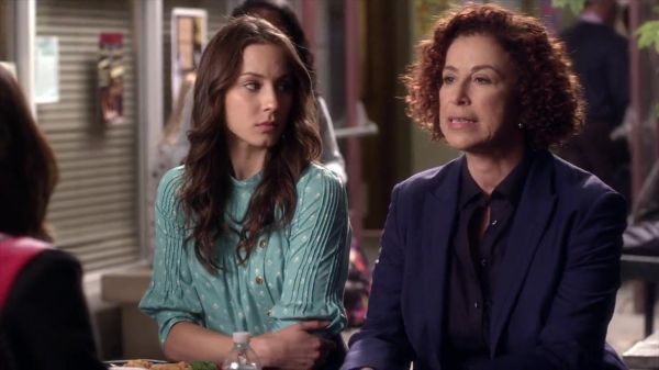 PLL_S04E11_720p_JACK_Up_DownloadSeriesHere_0154.jpg
