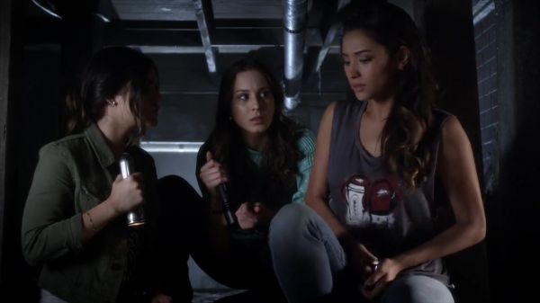 PLL_S04E11_720p_JACK_Up_DownloadSeriesHere_0893.jpg