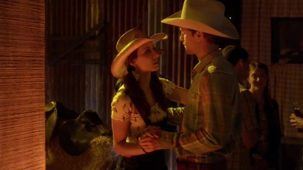 PLL_S04E11_720p_JACK_Up_DownloadSeriesHere_1889.jpg