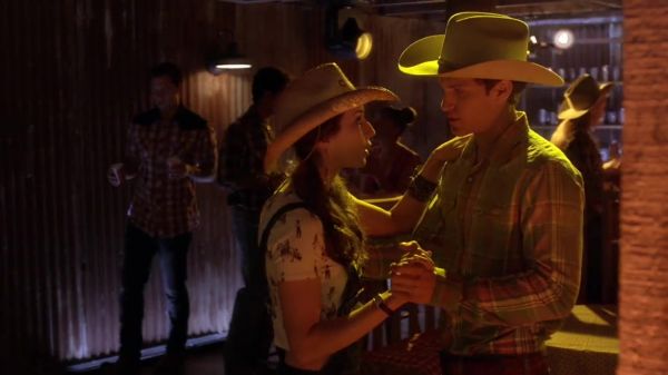 PLL_S04E11_720p_JACK_Up_DownloadSeriesHere_1913.jpg