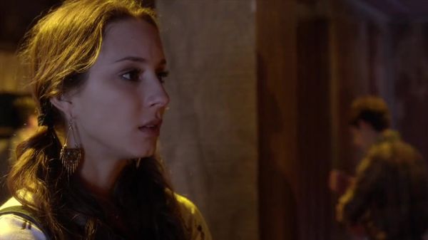 PLL_S04E11_720p_JACK_Up_DownloadSeriesHere_1970.jpg