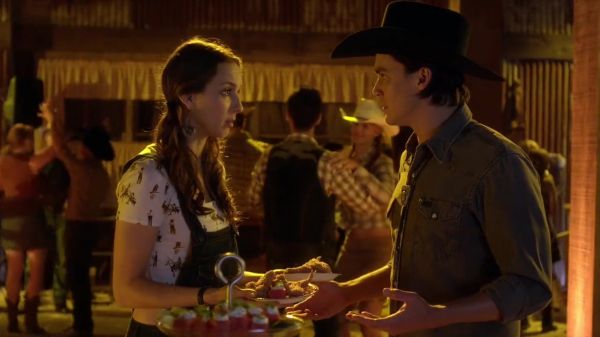 PLL_S04E11_720p_JACK_Up_DownloadSeriesHere_1997.jpg