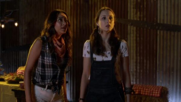 PLL_S04E11_720p_JACK_Up_DownloadSeriesHere_2148.jpg