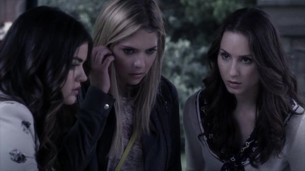 PLL_S04E12_720p_JACK_Up_DownloadSeriesHere_1701.jpg