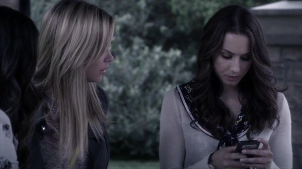 PLL_S04E12_720p_JACK_Up_DownloadSeriesHere_1718.jpg
