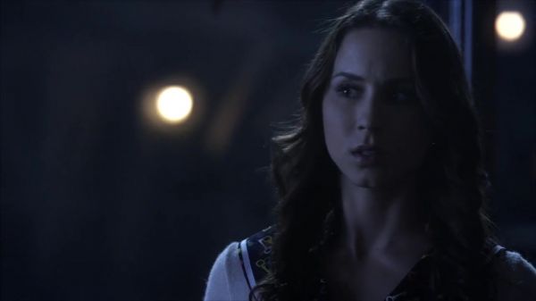 PLL_S04E12_720p_JACK_Up_DownloadSeriesHere_2220.jpg