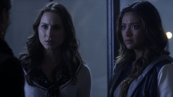 PLL_S04E12_720p_JACK_Up_DownloadSeriesHere_2251.jpg