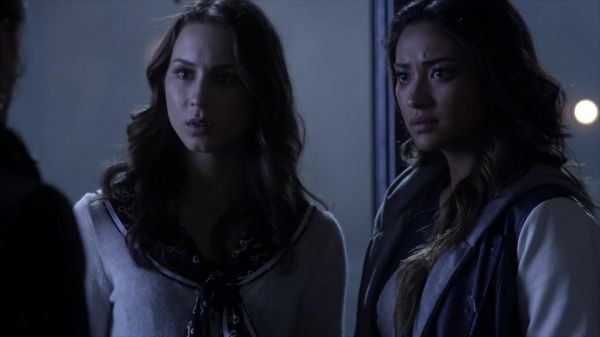 PLL_S04E12_720p_JACK_Up_DownloadSeriesHere_2255.jpg