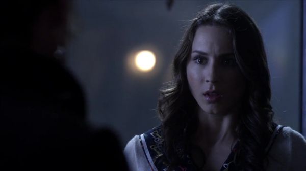 PLL_S04E12_720p_JACK_Up_DownloadSeriesHere_2351.jpg