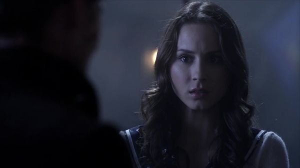 PLL_S04E12_720p_JACK_Up_DownloadSeriesHere_2359.jpg