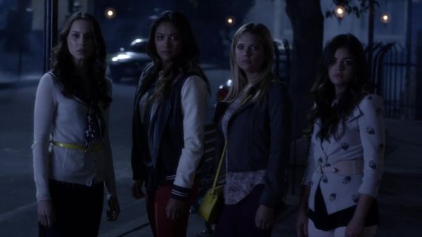 PLL_S04E12_720p_JACK_Up_DownloadSeriesHere_2413.jpg