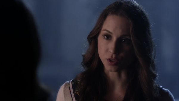 PLL_S04E12_720p_JACK_Up_DownloadSeriesHere_2458.jpg
