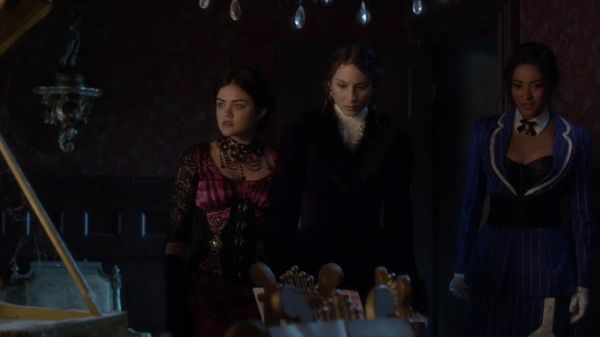 PLL_S04E13_720p_JACK_Up_DownloadSeriesHere_1431.jpg