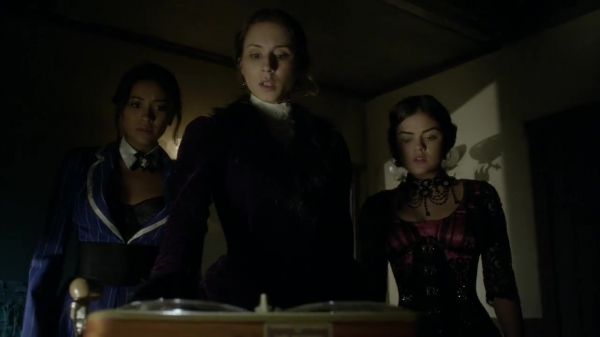 PLL_S04E13_720p_JACK_Up_DownloadSeriesHere_2014.jpg