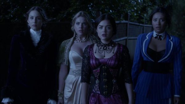 PLL_S04E13_720p_JACK_Up_DownloadSeriesHere_2428.jpg