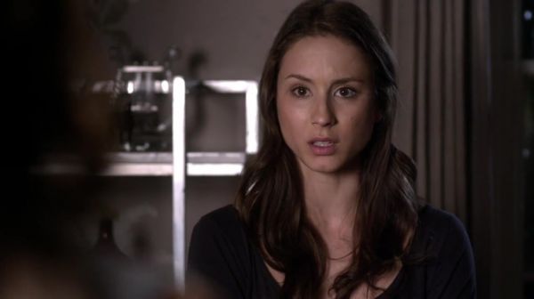 PLL_S04E14_720p_JACK_Up_DownloadSeriesHere_0123.jpg