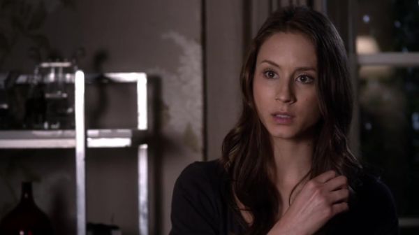 PLL_S04E14_720p_JACK_Up_DownloadSeriesHere_0141.jpg