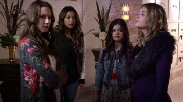 PLL_S04E14_720p_JACK_Up_DownloadSeriesHere_0233.jpg