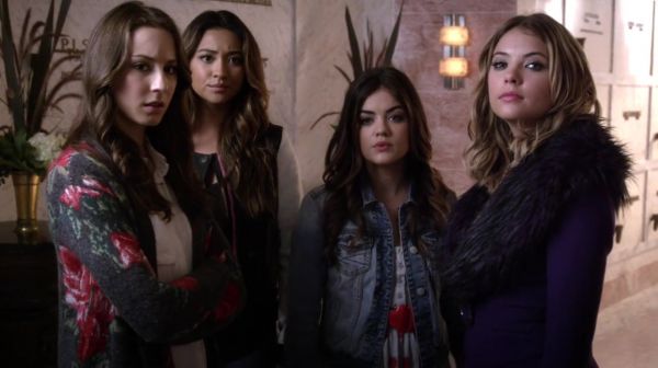 PLL_S04E14_720p_JACK_Up_DownloadSeriesHere_0235.jpg