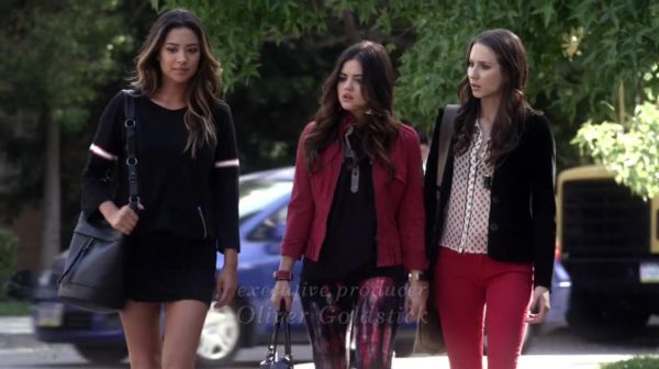 PLL_S04E14_720p_JACK_Up_DownloadSeriesHere_0425.jpg