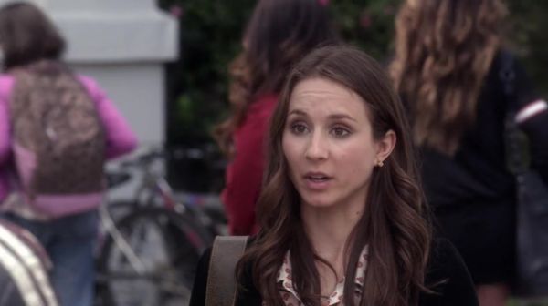PLL_S04E14_720p_JACK_Up_DownloadSeriesHere_0462.jpg