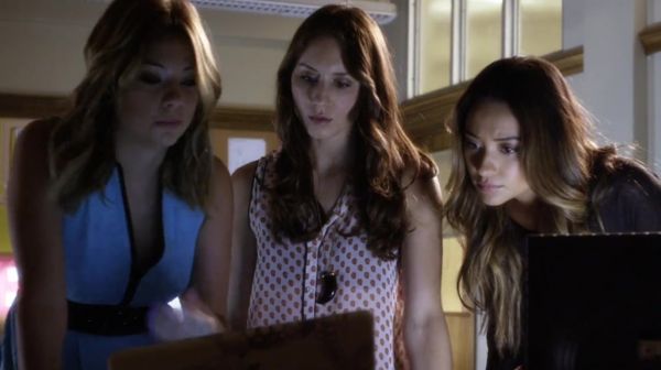 PLL_S04E14_720p_JACK_Up_DownloadSeriesHere_0653.jpg