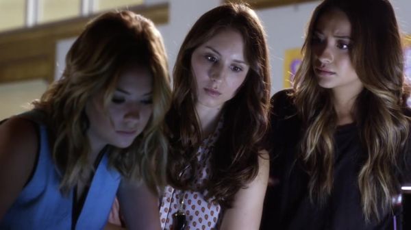 PLL_S04E14_720p_JACK_Up_DownloadSeriesHere_0676.jpg