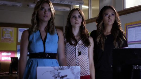 PLL_S04E14_720p_JACK_Up_DownloadSeriesHere_0699.jpg