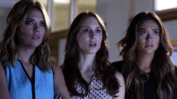 PLL_S04E14_720p_JACK_Up_DownloadSeriesHere_0713.jpg