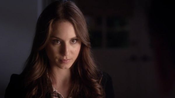 PLL_S04E14_720p_JACK_Up_DownloadSeriesHere_0827.jpg