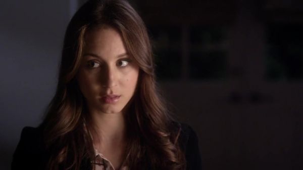 PLL_S04E14_720p_JACK_Up_DownloadSeriesHere_0834.jpg