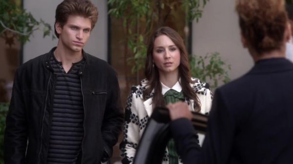 PLL_S04E14_720p_JACK_Up_DownloadSeriesHere_1142.jpg