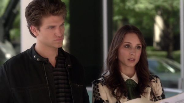 PLL_S04E14_720p_JACK_Up_DownloadSeriesHere_1305.jpg