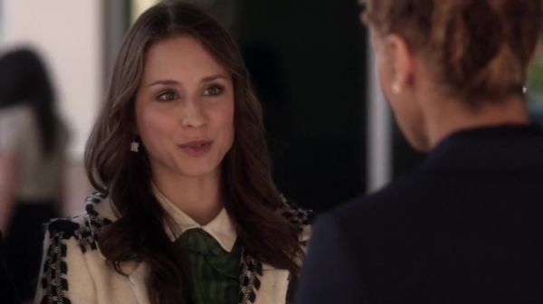 PLL_S04E14_720p_JACK_Up_DownloadSeriesHere_1322.jpg