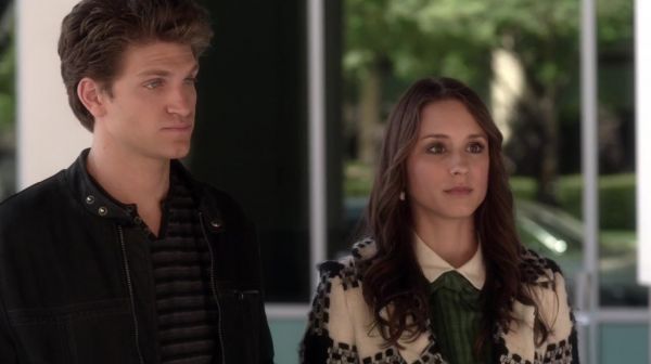 PLL_S04E14_720p_JACK_Up_DownloadSeriesHere_1357.jpg