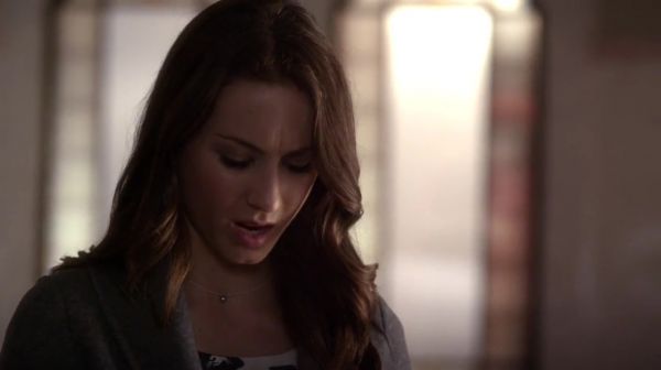 PLL_S04E15_720p_JACK_Up_DownloadSeriesHere_0053.jpg