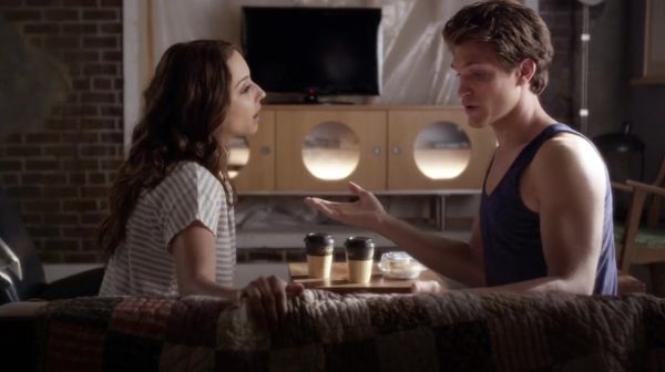 PLL_S04E15_720p_JACK_Up_DownloadSeriesHere_0445.jpg