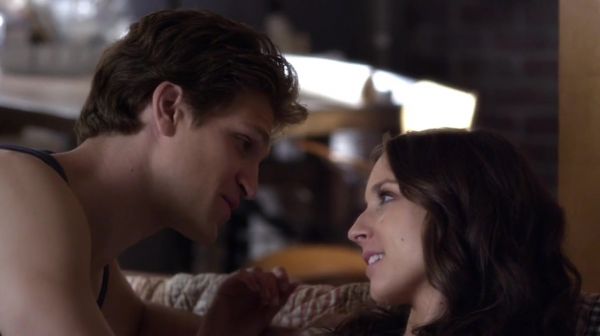 PLL_S04E15_720p_JACK_Up_DownloadSeriesHere_0470.jpg