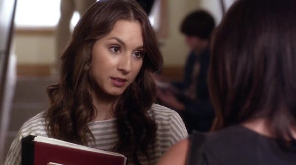 PLL_S04E15_720p_JACK_Up_DownloadSeriesHere_0563.jpg