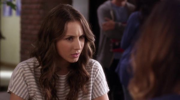 PLL_S04E15_720p_JACK_Up_DownloadSeriesHere_0656.jpg