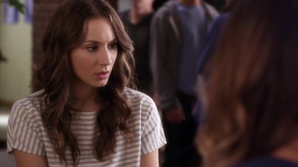 PLL_S04E15_720p_JACK_Up_DownloadSeriesHere_0683.jpg