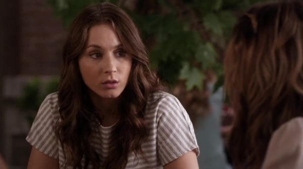 PLL_S04E15_720p_JACK_Up_DownloadSeriesHere_0741.jpg