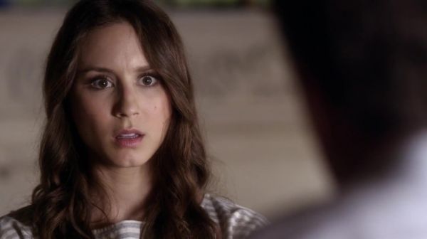 PLL_S04E15_720p_JACK_Up_DownloadSeriesHere_1206.jpg