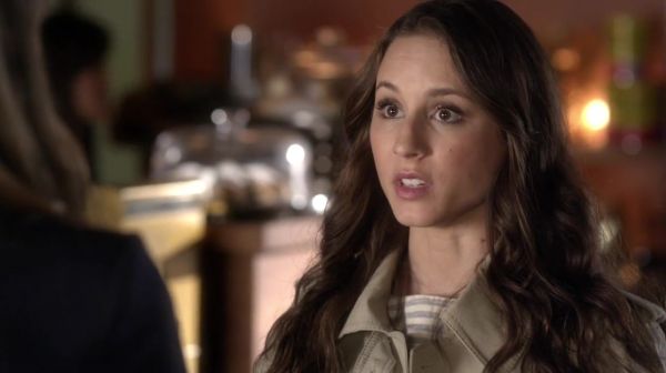 PLL_S04E15_720p_JACK_Up_DownloadSeriesHere_1259.jpg