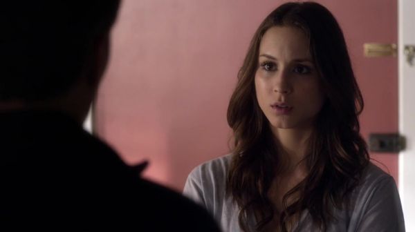 PLL_S04E16_720p_JACK_Up_DownloadSeriesHere_0272.jpg