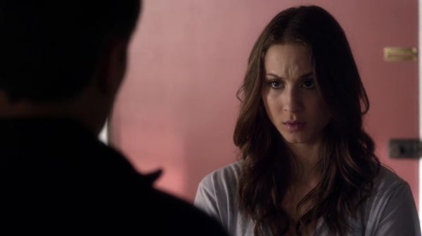 PLL_S04E16_720p_JACK_Up_DownloadSeriesHere_0288.jpg