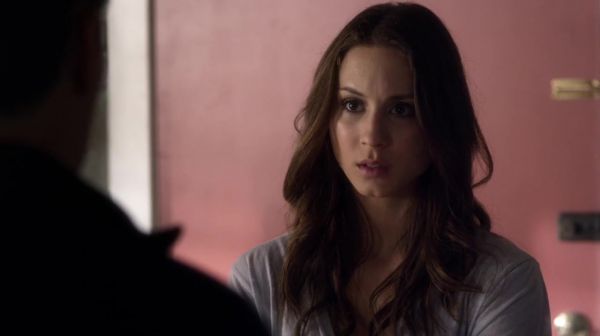 PLL_S04E16_720p_JACK_Up_DownloadSeriesHere_0294.jpg