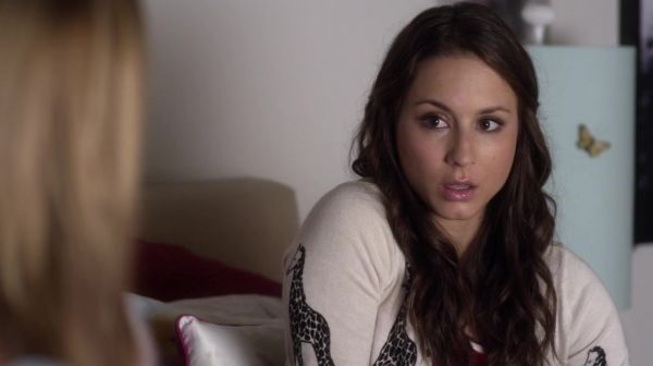 PLL_S04E16_720p_JACK_Up_DownloadSeriesHere_0453.jpg