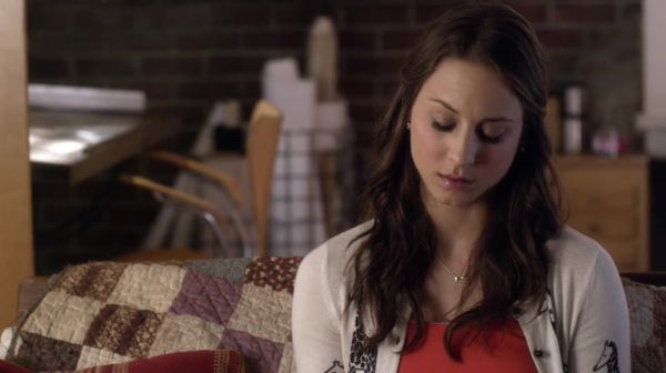 PLL_S04E16_720p_JACK_Up_DownloadSeriesHere_0794.jpg